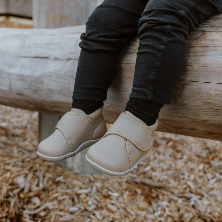 Stonz Cruiser Everyday Dressy Baby - Dune/Ivory