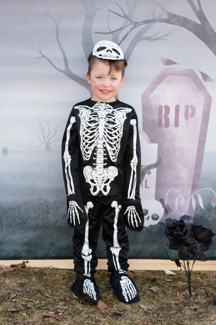 Great Pretenders Glow in the Dark Skeleton 3pc Set Great Pretenders Glow in the Dark Skeleton 3pc Set