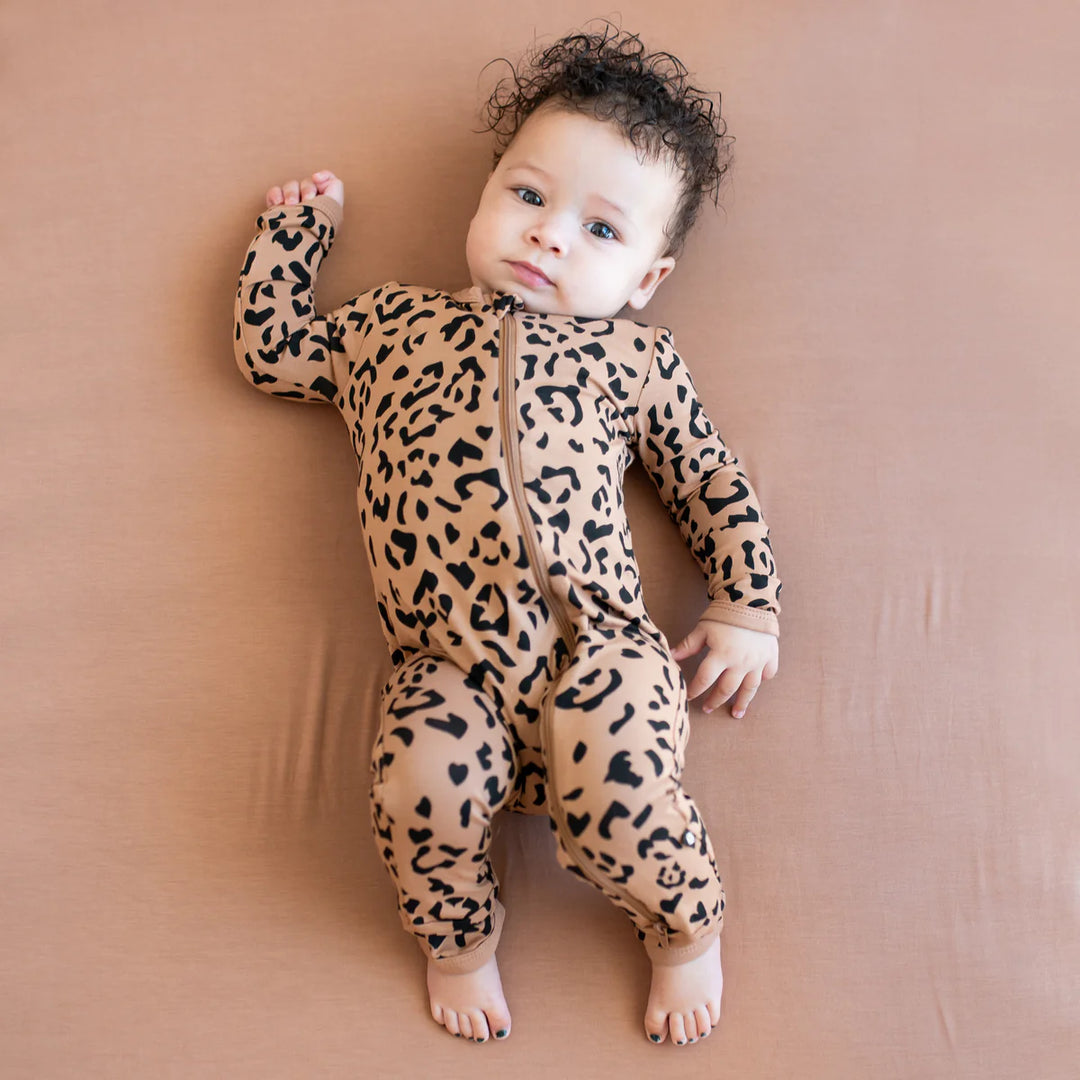Kyte Baby Zippered Romper - Latte Leopard