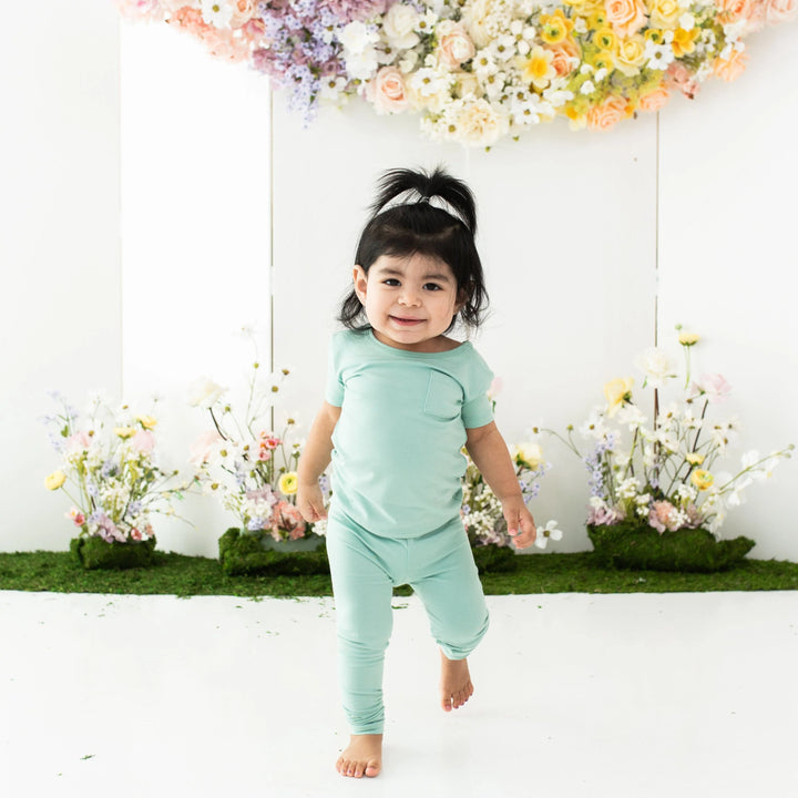 Kyte Baby Short Sleeve with Pants Pajamas - Wasabi Kyte Baby Short Sleeve with Pants Pajamas - Wasabi
